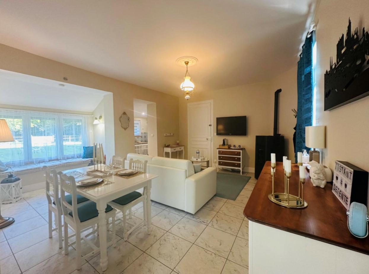 Au Domaine du Prédieu Crécy-sur-Serre Habitación foto